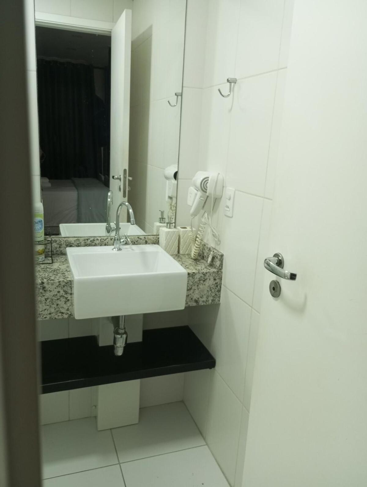 98 Centro Sp Com Garagem, 25 De Marco, Bras * São Paulo