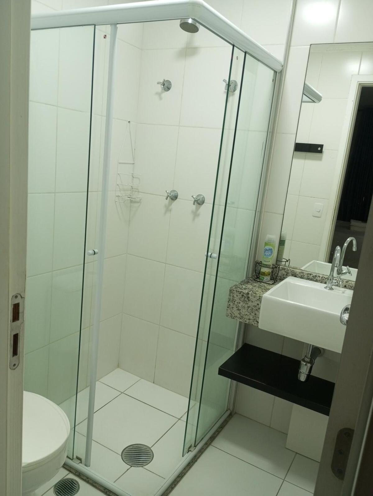 98 Centro Sp Com Garagem, 25 De Marco, Bras Apartamento